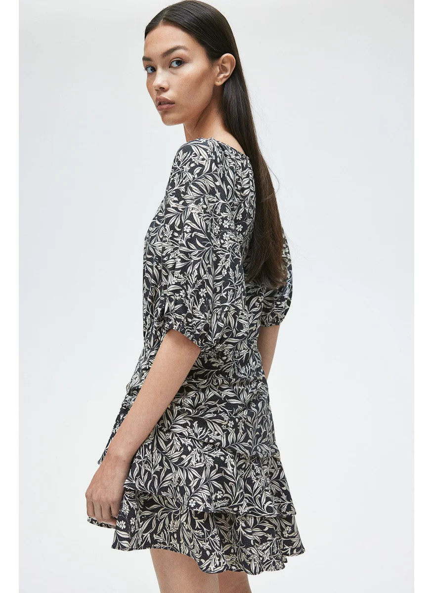 H&M Flounce-Trimmed Dress