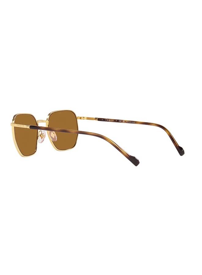 Vogue VO4257S 280/83 52 Unisex Irregular Sunglass - Gold - Image 4