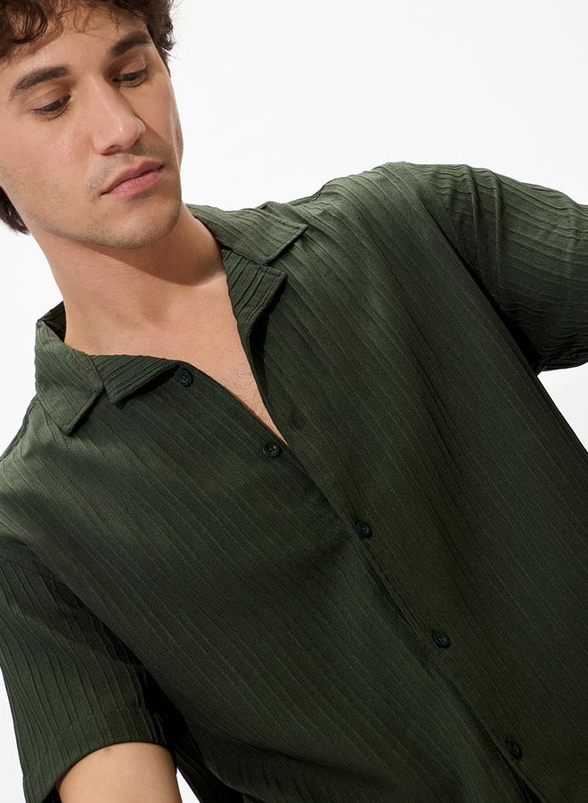 ذا سوليد ستور قميص بياقة ريزورت بنقشة بارزة - Image 5