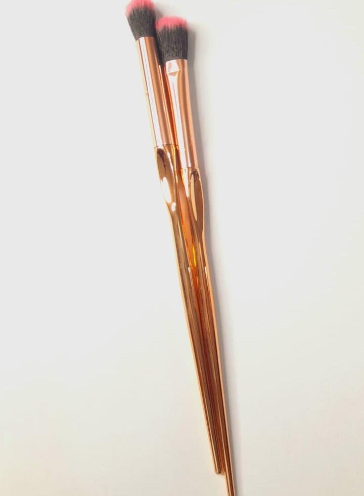 Luxury Eye Makeup Brush Set - Synthetic Eyeshadow, Concealer, Eyeliner Blending Brushes (2 Pieces) - Image 1