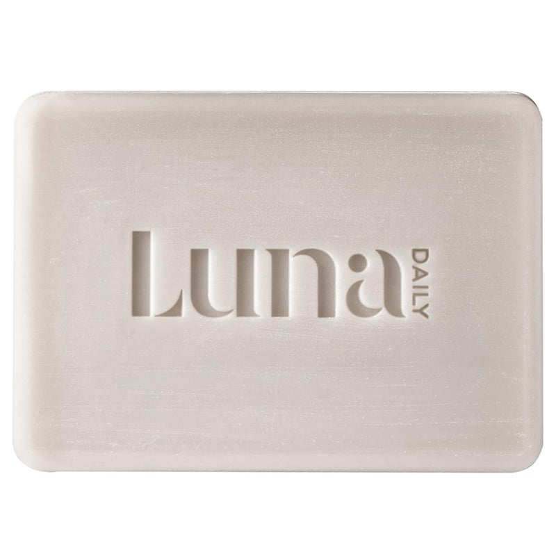Luna Daily صابون خالي من الصابون بار منظف طبيعي متوازن الرقم الهيدروجيني للبشرة الحساسة يحل محل غسول الجسم وكريم الحلاقة تركيبة مرطبة من زبدة الشيا وزيت جوز الهند للعناية النسائية 125 جرام - Image 1