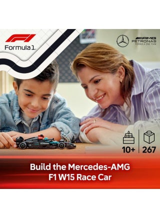 سيارة السباق Mercedes-AMG F1® W15 من ليغو® Speed Champions، مجموعة سائق ومركبة لعبة 77244 - view 3