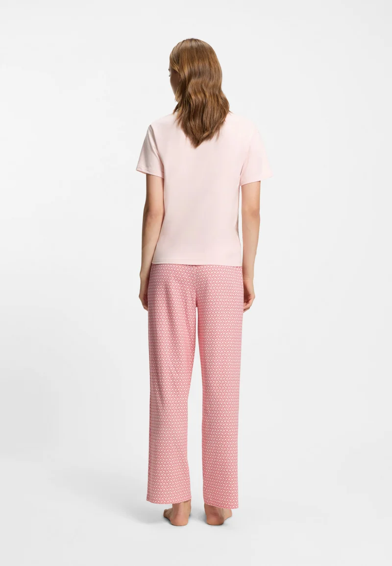 هوجو تيشيرت بيجاما من الجيرسيه المطاطي برسومات شعار