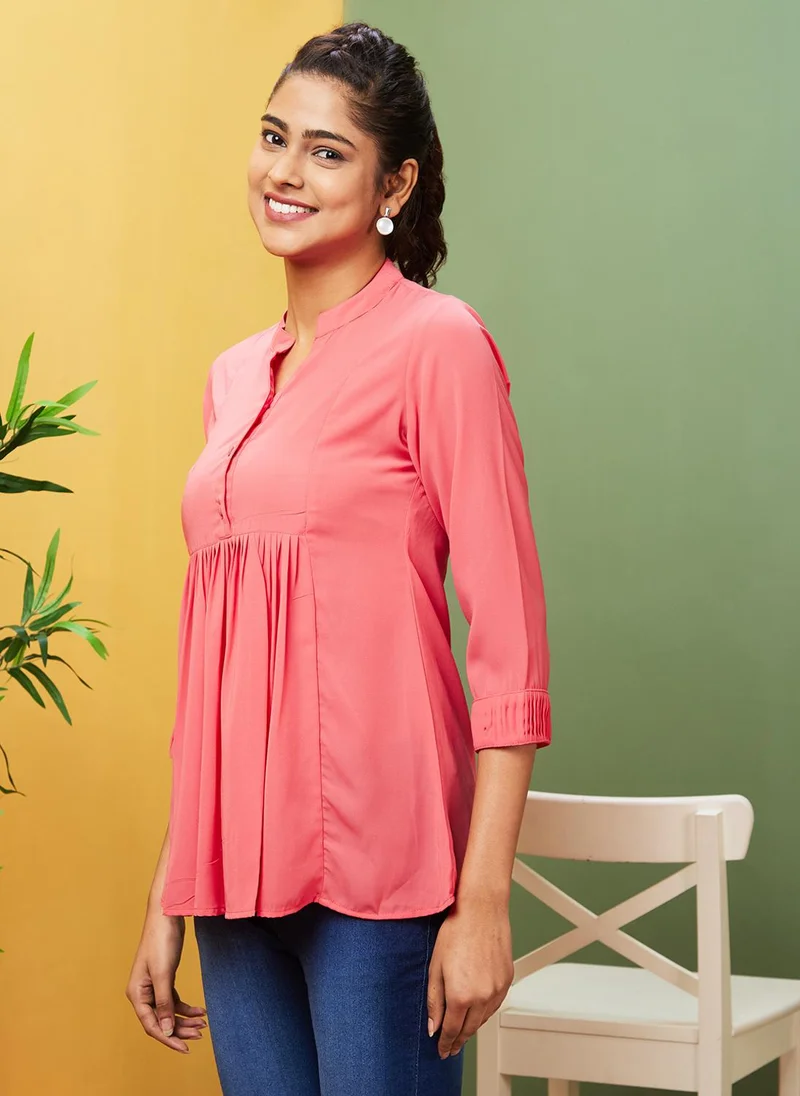 globus Globus Women Coral Mandarin Collar Gathered Longline Top