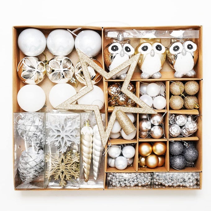 XMAS BALL ORNAMENTS SET FOR CHRISTMAS TREE CLASSIC COLLECTION SPLENDOR RED GREEN WHITE CHRISTMAS BALL ORNAMENTS SHATTERPROOF XMAS BALLS FOR CHRISTMAS TREE DECORATION GOLDSILVER OWL