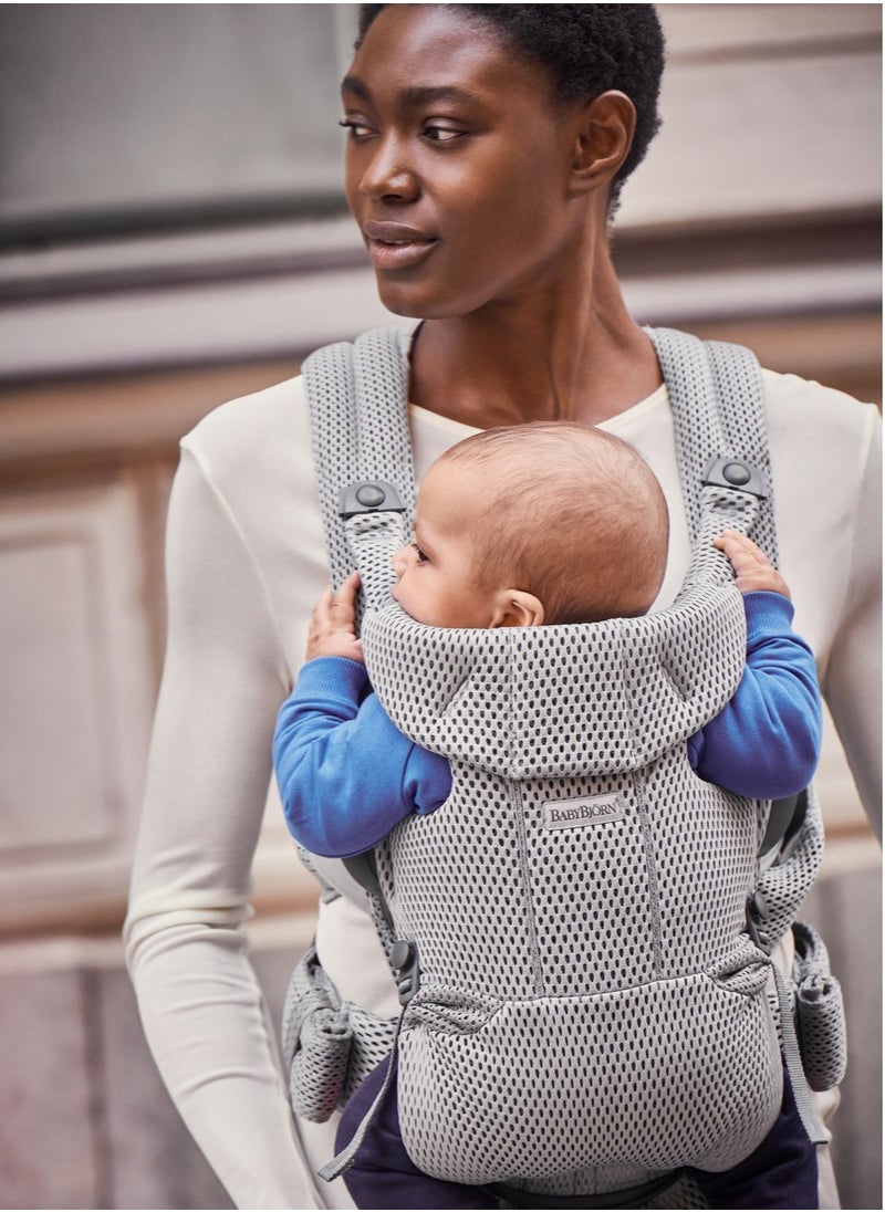 BABYBJORN - حاملة الأطفال تتحرك باللون الرمادي - Image 1