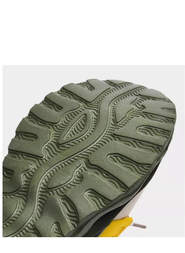 Snoopy - New Children's Non Slip Soft Soled Outdoor Sports Shoes - Image 1