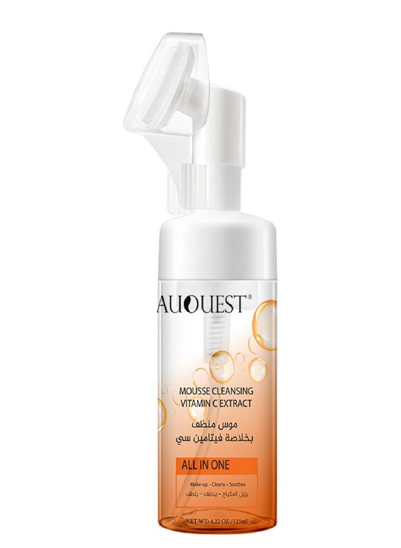 Cleansing mousse with vitamin C extract that removes make-up and soothing cleanser 125 ml
