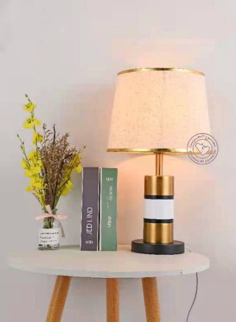 ICTC table lamp - Image 1