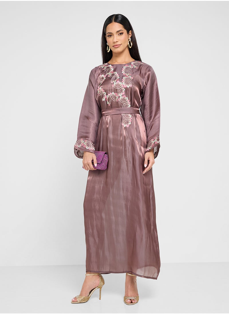hayas closet Straight Sleeve Crew Neck Embroidered Abaya  - Image 4