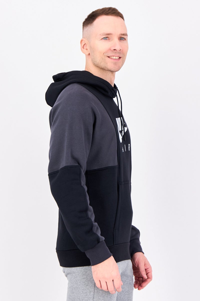 Nike هودي رياضي للرجال بأكمام طويلة مناسب للخارج، أسود - Image 2