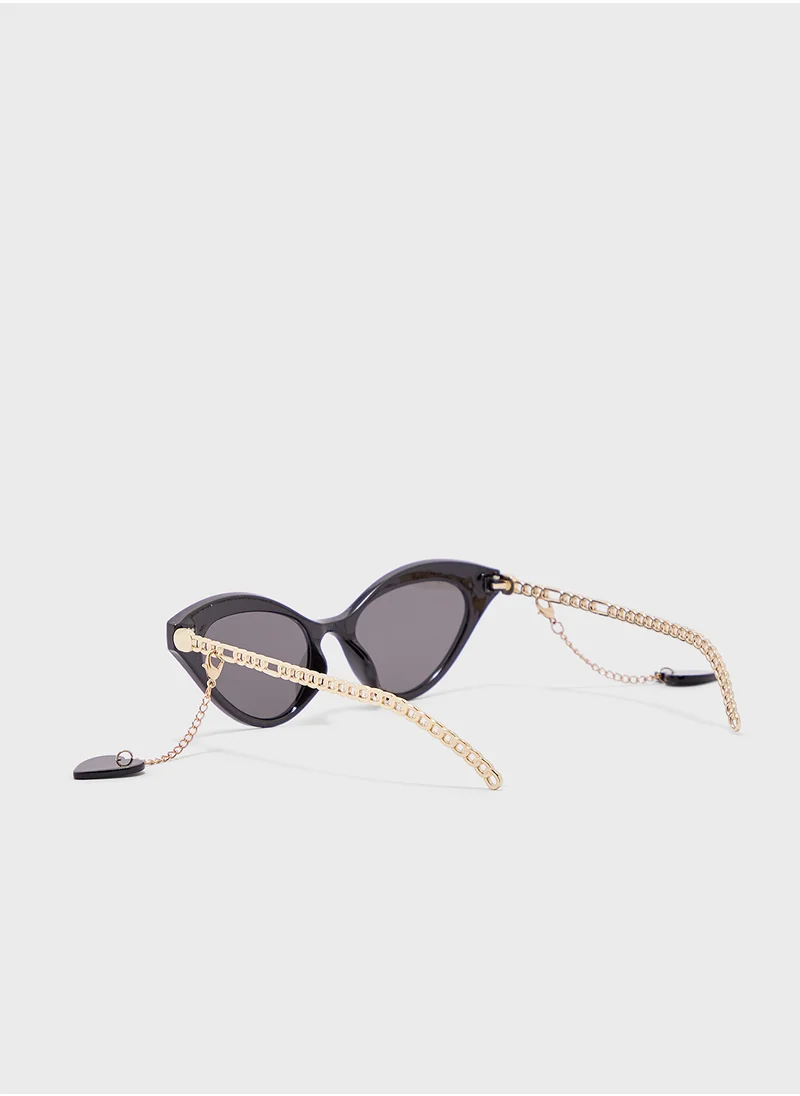 جينجر Cat Eye Sunglasses With Heart Charm