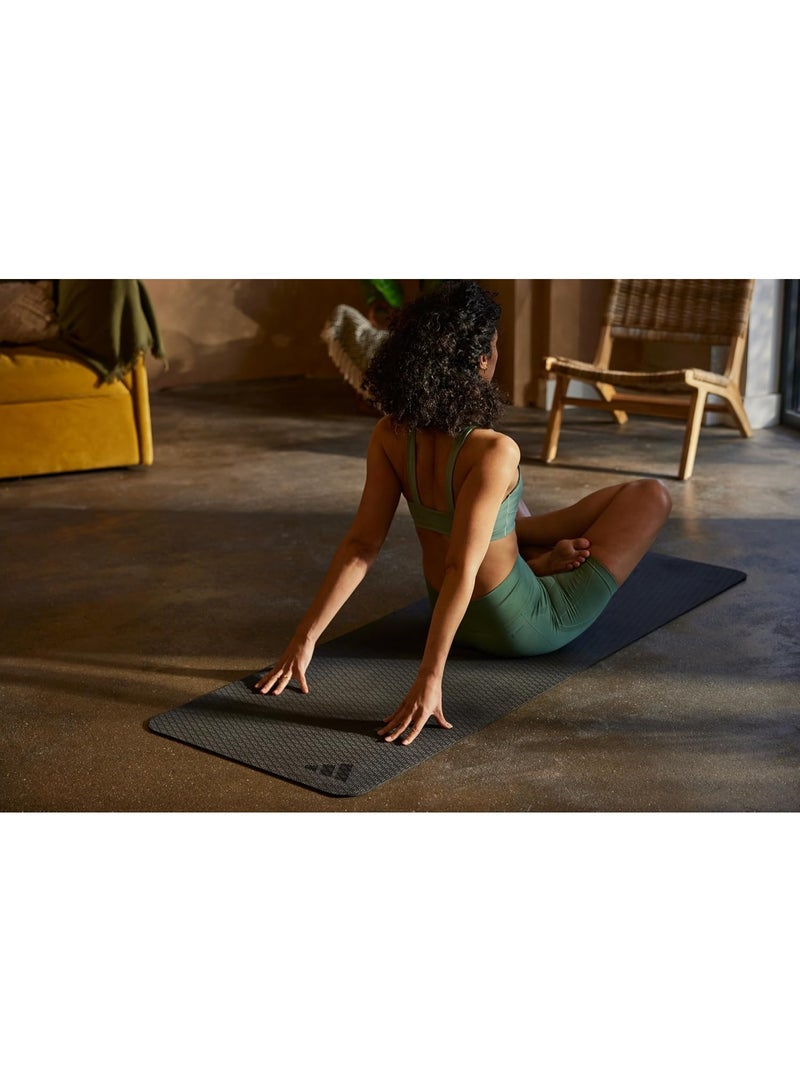 Adidas Yoga Mat 6mm Black Lightweight Non-Slip Mat for Yoga, Pilates & Core Exercises - Image 3