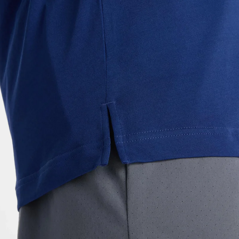 New Balance Blue Oyster Sport Essentials Utility T-Shirt for Men | Best Price UAE