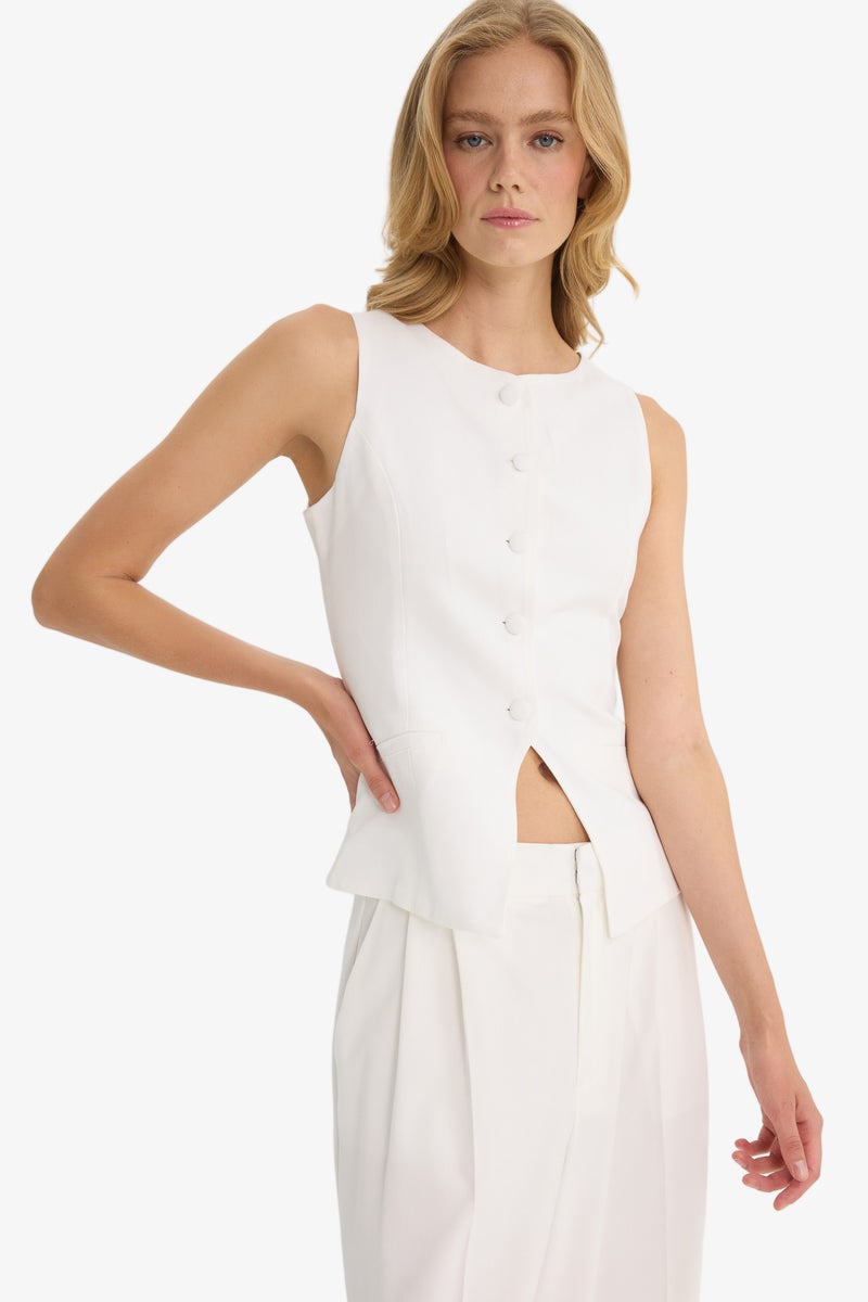 ديفاكتو فيست سليم فيت برقبة مستديرة - Image 3