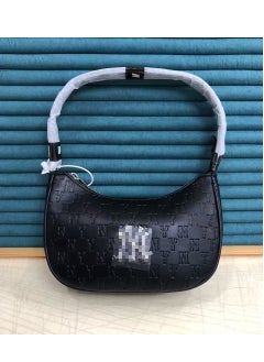 Generic Women's fashionable multifunctional handbag  - Image 1