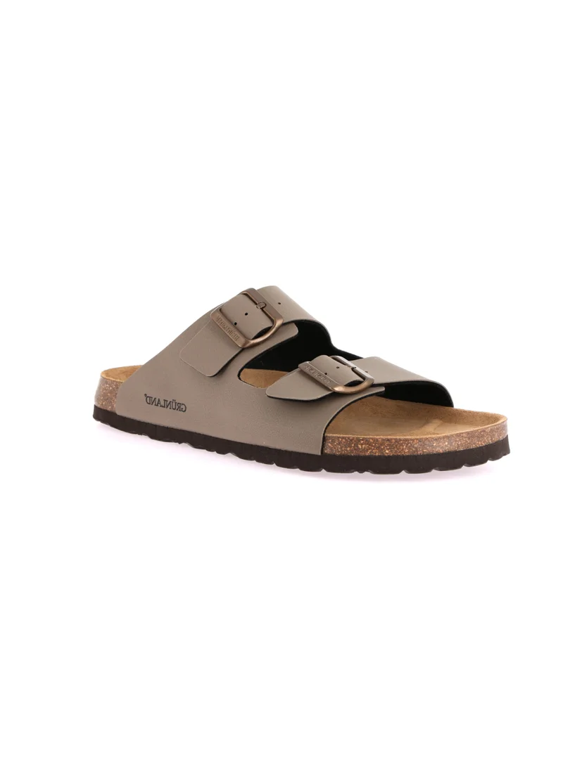 GRÜNLAND Grünland Men’s Shoe BOBO, featuring distinctive Italian design and made in Europe, showcases a natural cork construction covered with genuine leather. Its premium materials and refined design combine authentic craftsmanship with lasting comfort and timeless style.