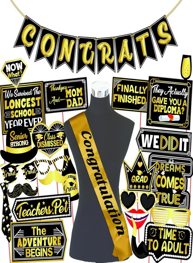 ووبوكس مجموعة أدوات تصوير حفلات التخرج من ووبوكس، لافتة التخرج، مجموعة زينة التخرج (26 قطعة) (FP2798) - Image 1