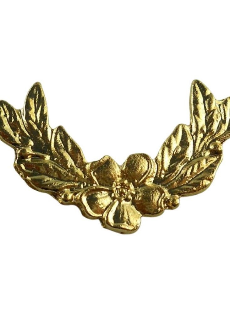 Generic - A luxurious fashion accessory pin with an elegant and distinctive design - Image 1