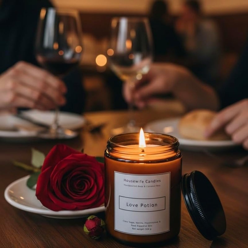 LOVE POTION Scented Aromatherapy Candle – Rose, Vanilla, Frankincense & Clary Sage Essential Oils – Romance & Relaxation Candle – Beeswax & Coconut Wax – Natural Home Fragrance, 200g, 35-Hour Burn - Image 3