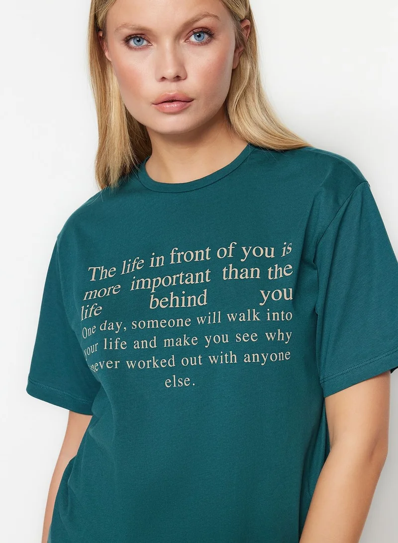 trendyol Crew Neck Graphic T-Shirt