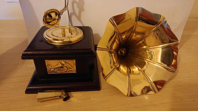 Webelkart Brass Vintage Gramophone Showpiece for Home and Living Room Home Decor, 17 cm, Gold, 1 Piece - Image 4