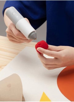 HOTO Easyflow Manual Glue Gun | Anti-Scald Silicone Cover | USB-C Rechargeable | Fast 30s Heat-Up | Precise 1mm Glue Flow | 2000mAh Battery | Auto Shut-Off | Eco Glue Sticks – EF-GG002  - Image 3