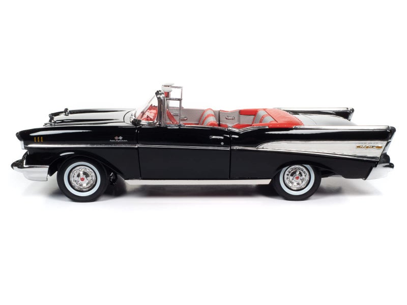 AW AUTO WORLD Auto World James Bond 1957 Chevrolet Bel Air Convertible 1:18 Scale Diecast Model - Image 5
