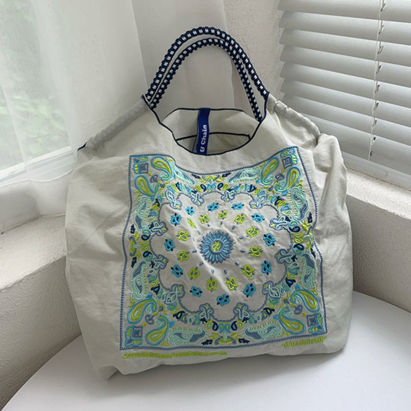 Embroidered Cashew Flower Canvas Tote Bag Light gray cashew flower