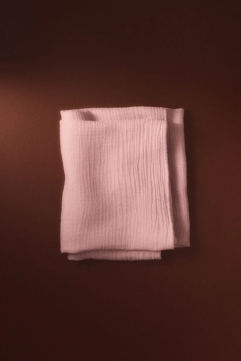 H&M Cotton muslin comfort blanket