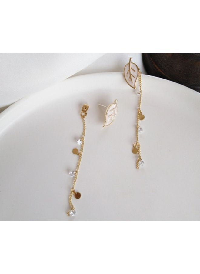 NIBEMINENT Leaf-Shaped Chain Dangle Earrings  - Image 3