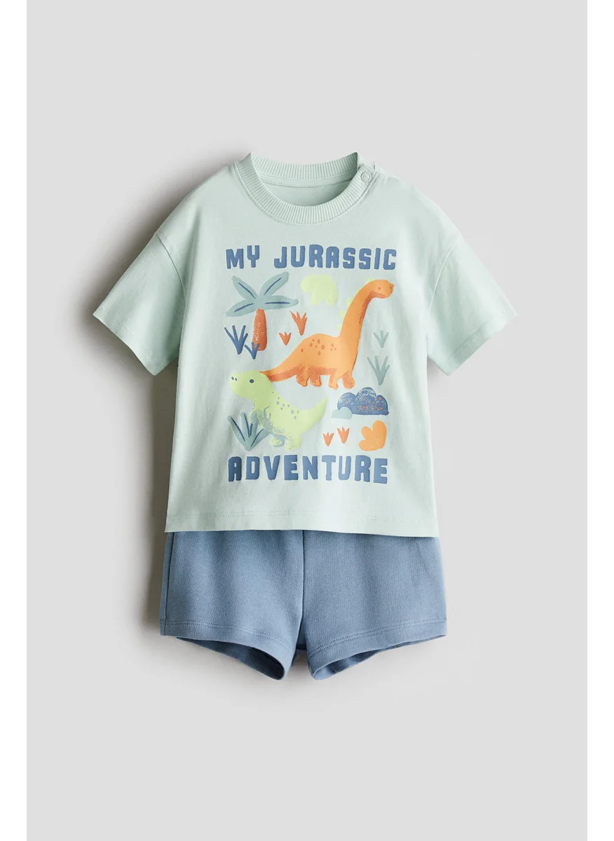 H&M 2-Piece T-Shirt And Shorts Set