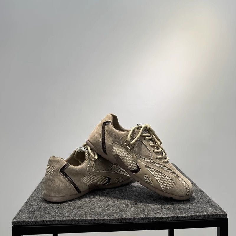 Unisex Casual Sneaker Shoes - Image 1
