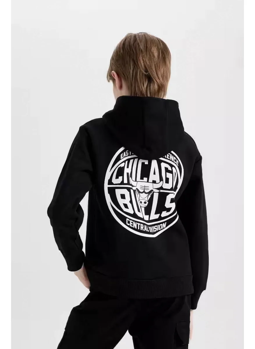 DeFacto Boy Black NBA Chicago Bulls Oversize Wide Pattern Hooded Back Printed Thick Sweatshirt D3123A824AU