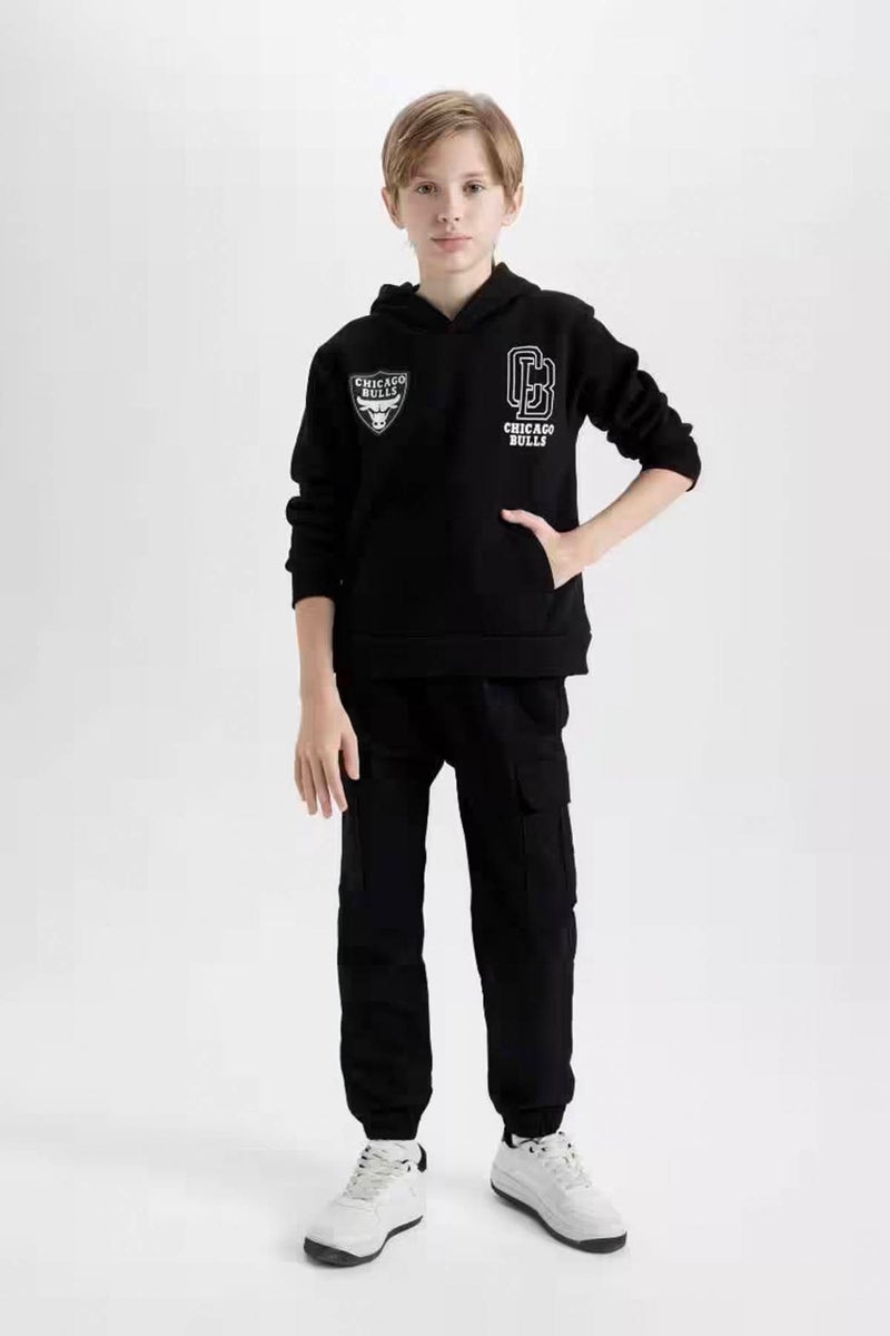 DeFacto Boy Black NBA Chicago Bulls Oversize Wide Pattern Hooded Back Printed Thick Sweatshirt D3123A824AU  - Image 2