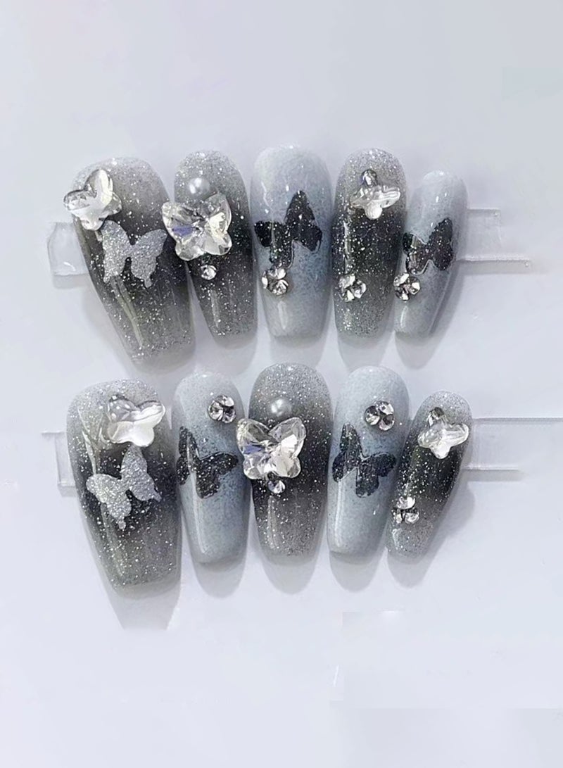 مجموعة 10 قطع من الأظافر الصناعية المصنوعة يدويًا بتصميم فراشة فضية رمادية سوداء مع لمعان ألماسي، أظافر لامعة بطول متوسط - Image 1