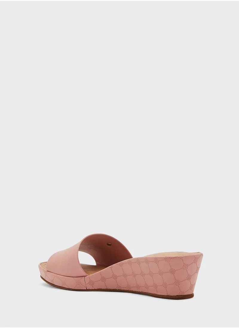 Beira Rio Pink Aileen Wedge Sandals for Women | Best Price UAE