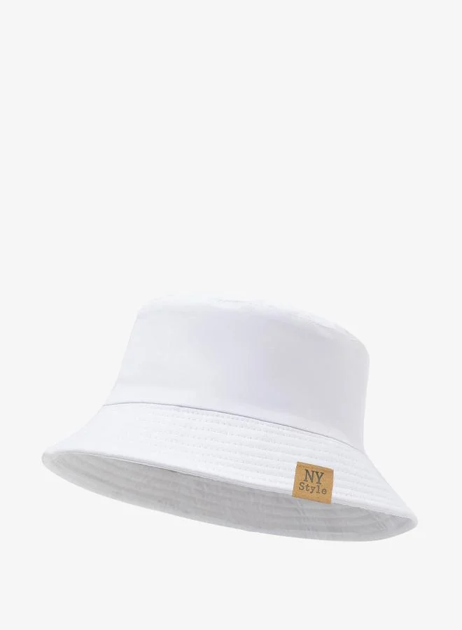 تايك تو قبعة دلو قطنية بيضاء