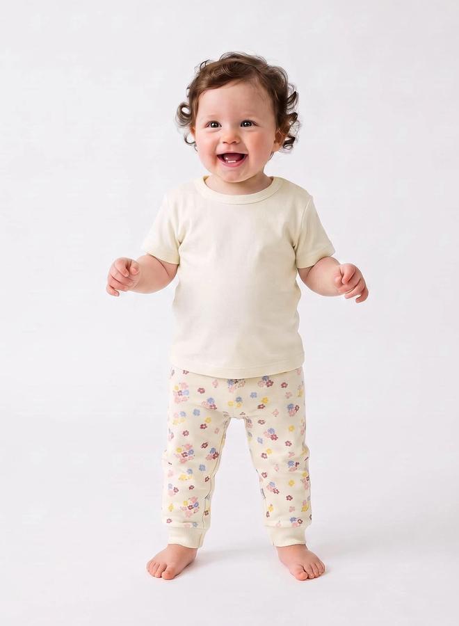 Styli Baby Girls Off White Floral Print Cotton Joggers - Image 4