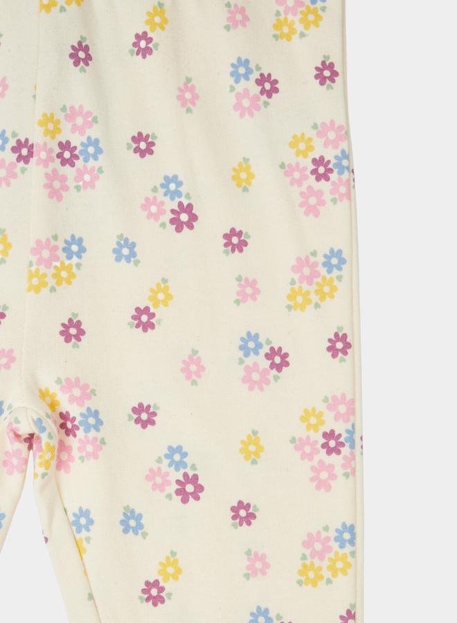 Styli Baby Girls Off White Floral Print Cotton Joggers - Image 3