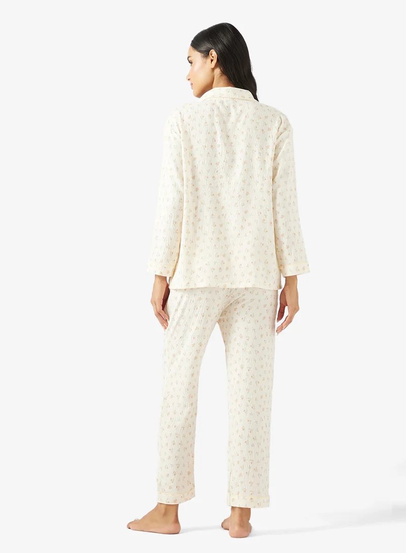 جينجر طقم قميص بيجاما مزهر بأزرار