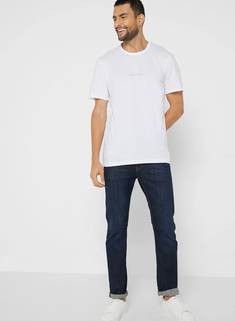 CALVIN KLEIN Essential Crew Neck T-Shirt