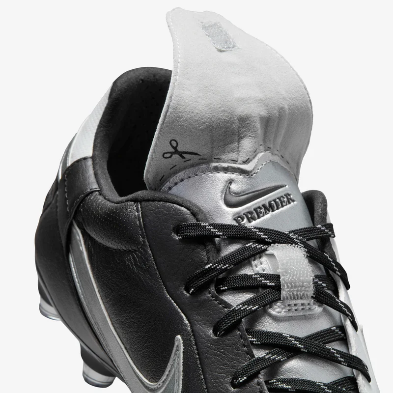 Nike Men's Premier 3 Firm-Ground Football Shoe