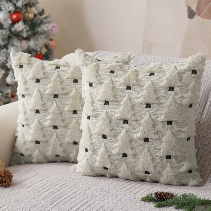 CHRISTMAS PILLOW COVERS 18X18 INCH SET OF 2 CHRISTMAS DECORATIONS SOFT PLUSH FAUX FUR WOOL CREAM WHITE XMAS TREE THROW PILLOW CASES WINTER HOLIDAY DECOR FOR SOFA LIVING ROOM PT002D18