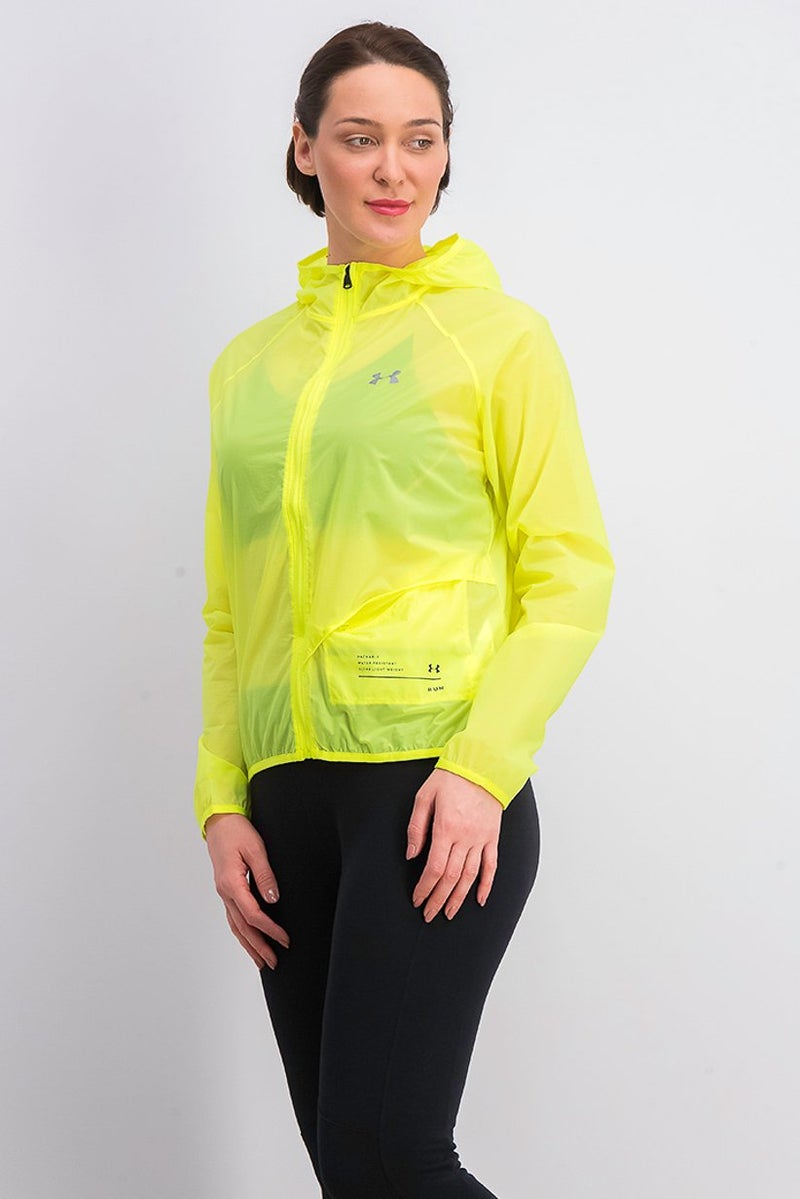 UNDER ARMOUR جاكيت نسائي قابل للتعبئة من Ua Qualifier Storm، لون أخضر ليموني - Image 2