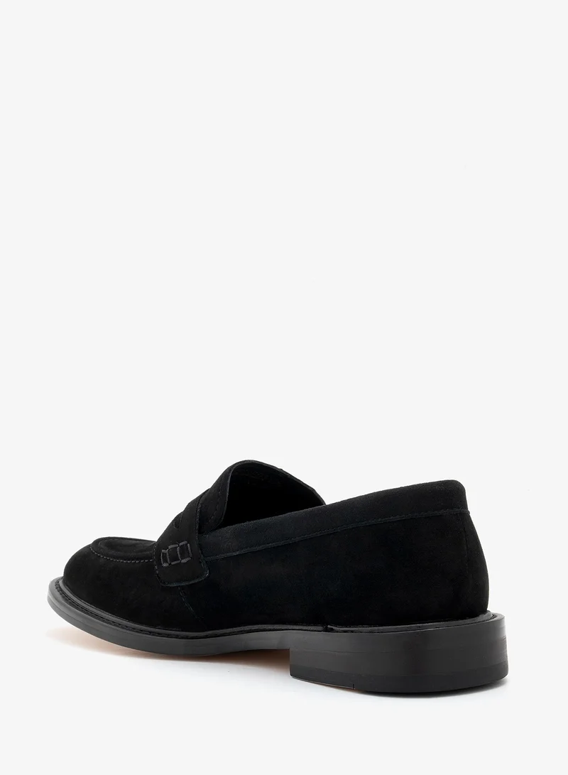 Lorianne Alejandro - Penny loafers