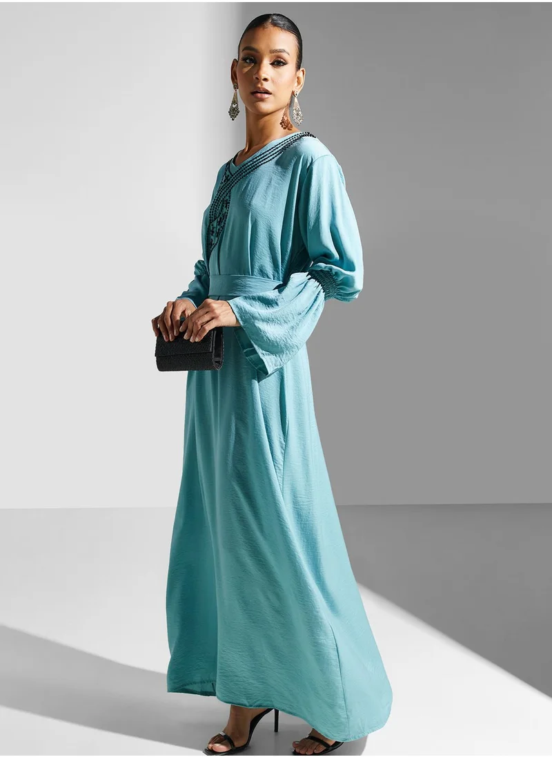 hayas closet Embellished Belted Jalabiya