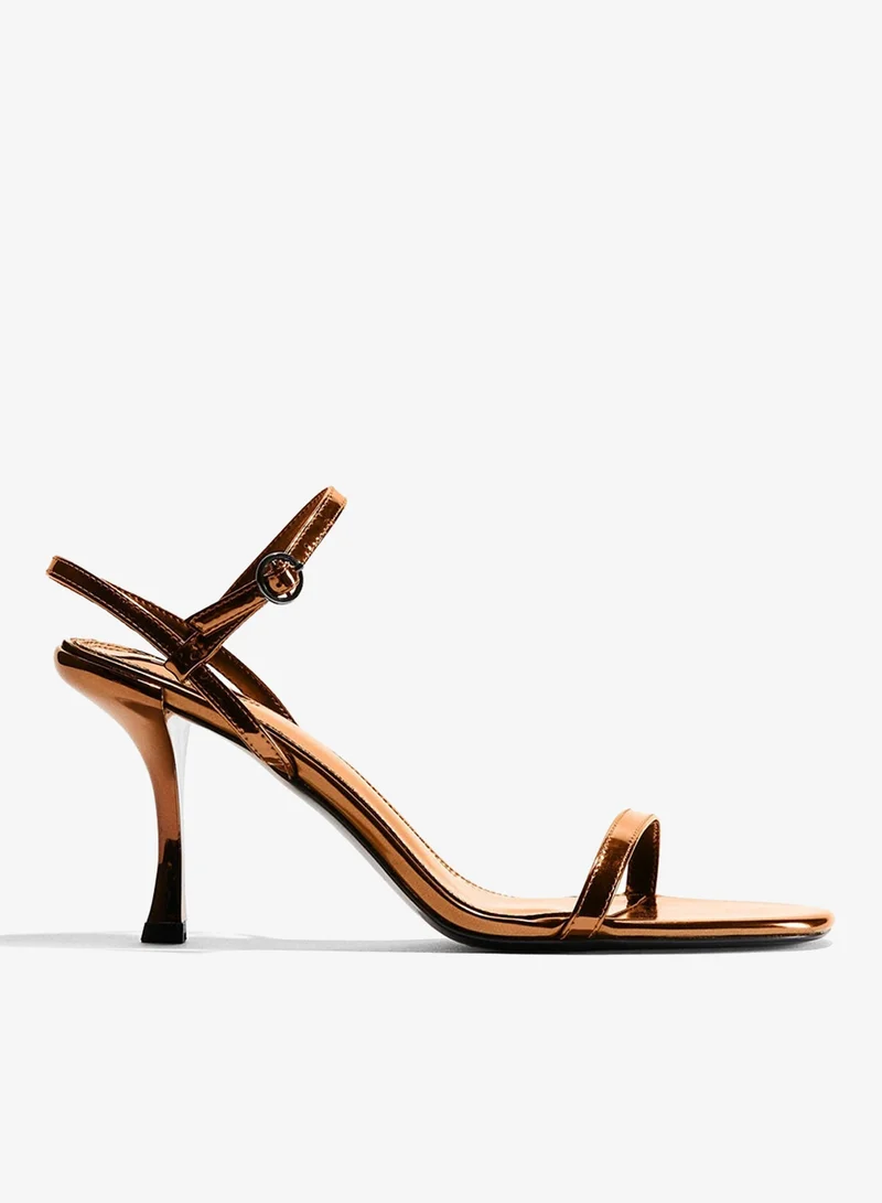 اتش اند ام صندل بشرائط وكعب