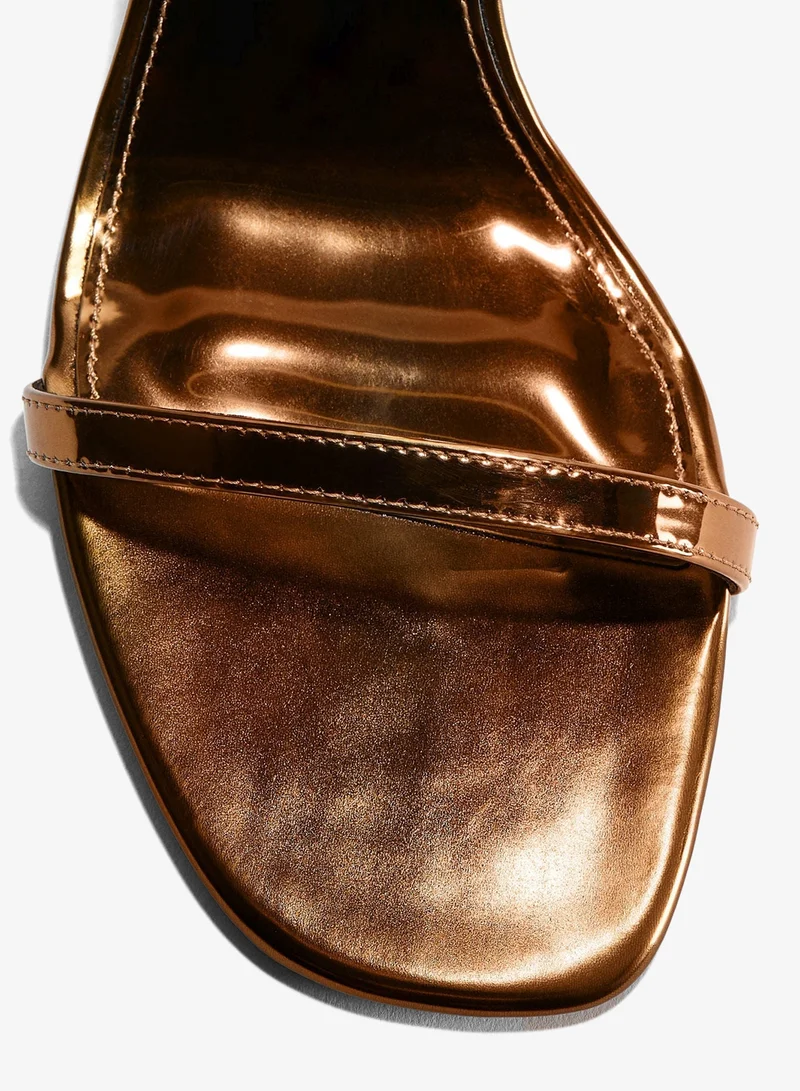 اتش اند ام صندل بشرائط وكعب