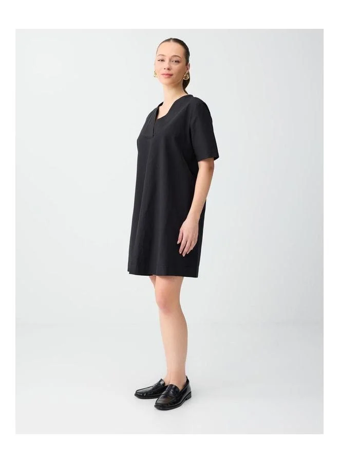 Jimmy Key Black Comfortable Fit Short Sleeve V-Neck Knitted Mini Dress.